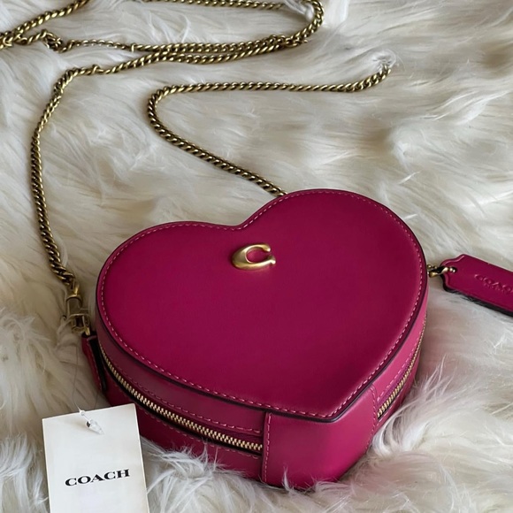 CE765 - Coach Heart Crossbody 14 - Picture 5 of 12
